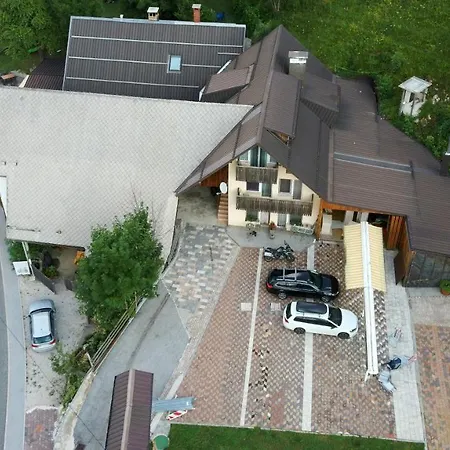 Pensionat Slovenian Traditional Guest House 3*
