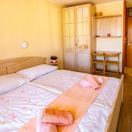 Slovenian Traditional 贝古耶·纳·格伦奇克