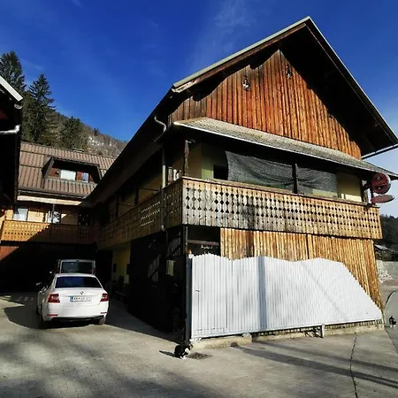 Slovenian Traditional Guest House Pensionat 3*